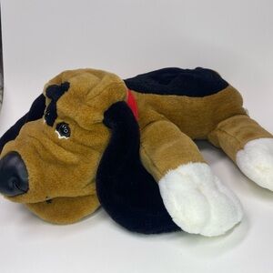 Vintage Dan Dee Bassett hound stuffed dog plush